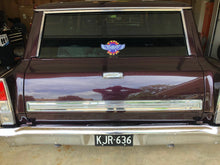 Load image into Gallery viewer, Zoo sticker on car